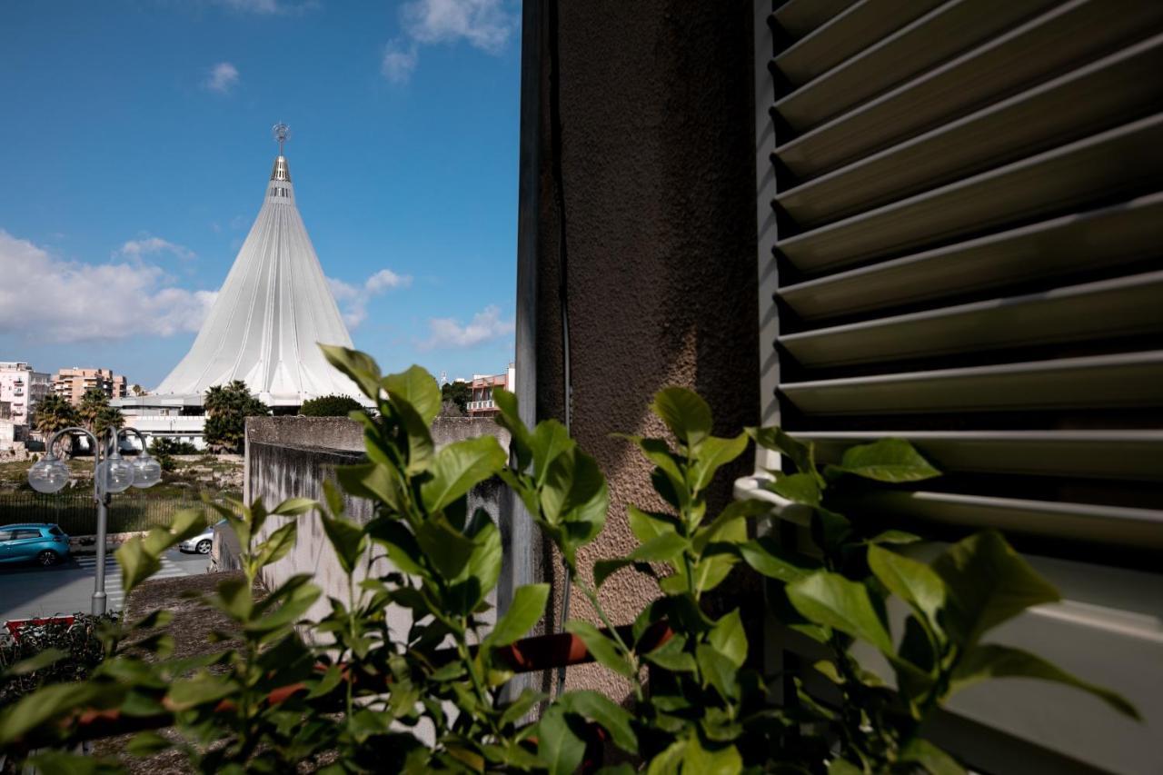 Les Amis Apartment Syracuse ภายนอก รูปภาพ